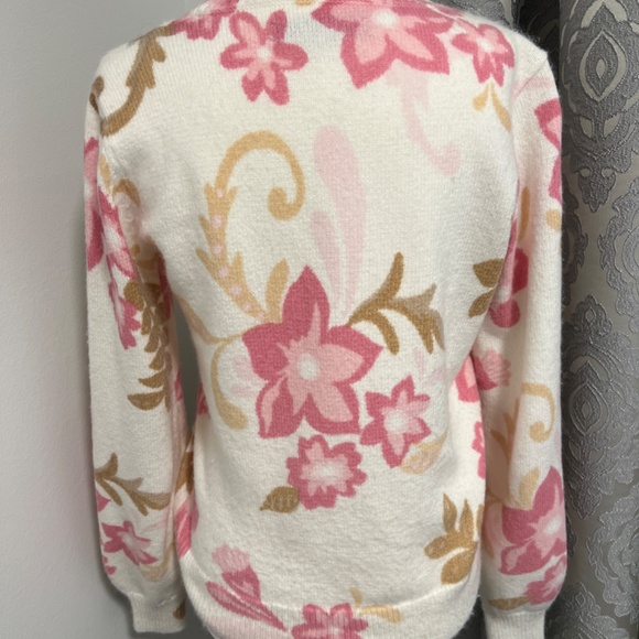 LOFT Pullover Sweater - Picture 2 of 8